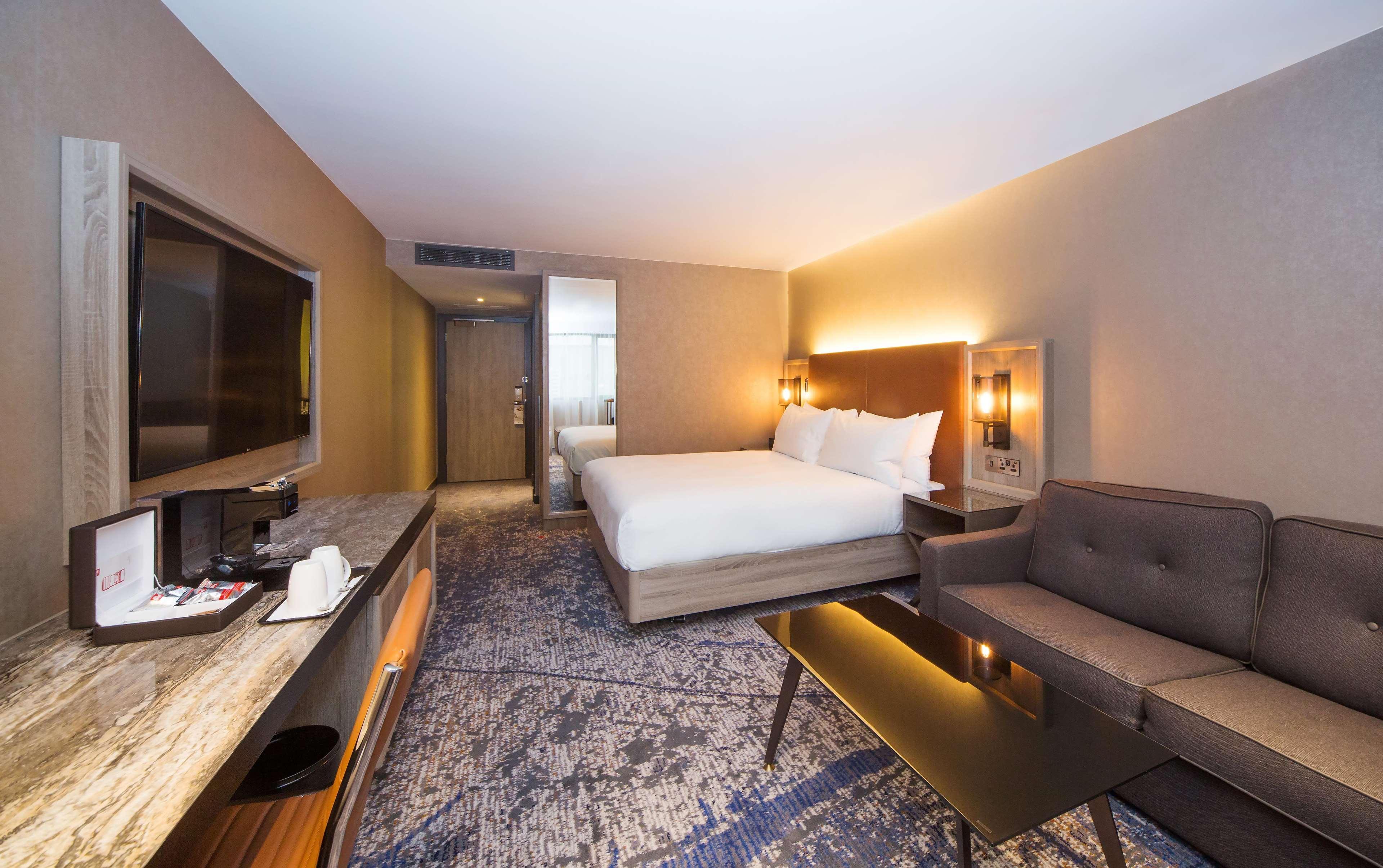 ดับเบิลทรี บาย ฮิลตัน คิงส์ตัน อะพอน เธมส์ Hotel คิงส์ตันอะพอนเทมส์ ภายนอก รูปภาพ