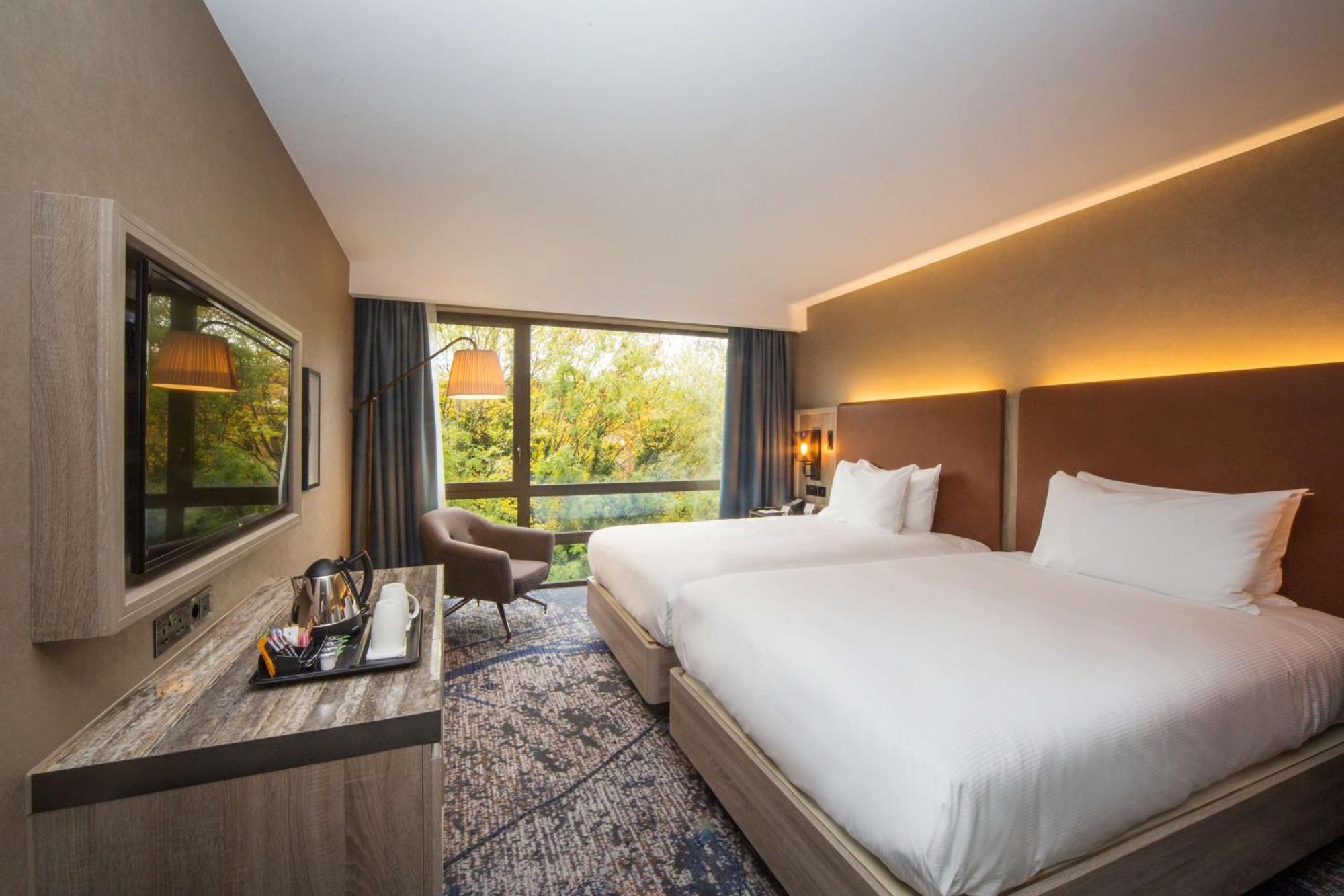 ดับเบิลทรี บาย ฮิลตัน คิงส์ตัน อะพอน เธมส์ Hotel คิงส์ตันอะพอนเทมส์ ภายนอก รูปภาพ