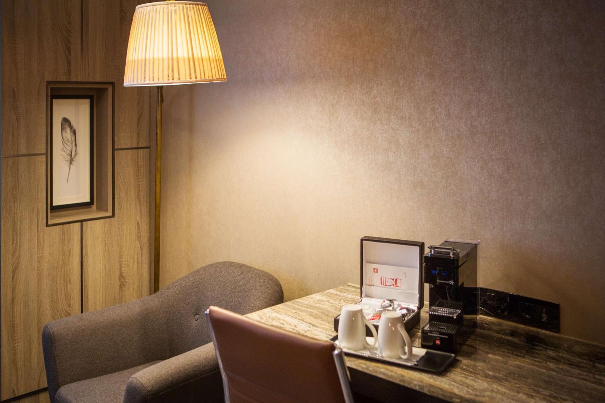 ดับเบิลทรี บาย ฮิลตัน คิงส์ตัน อะพอน เธมส์ Hotel คิงส์ตันอะพอนเทมส์ ภายนอก รูปภาพ